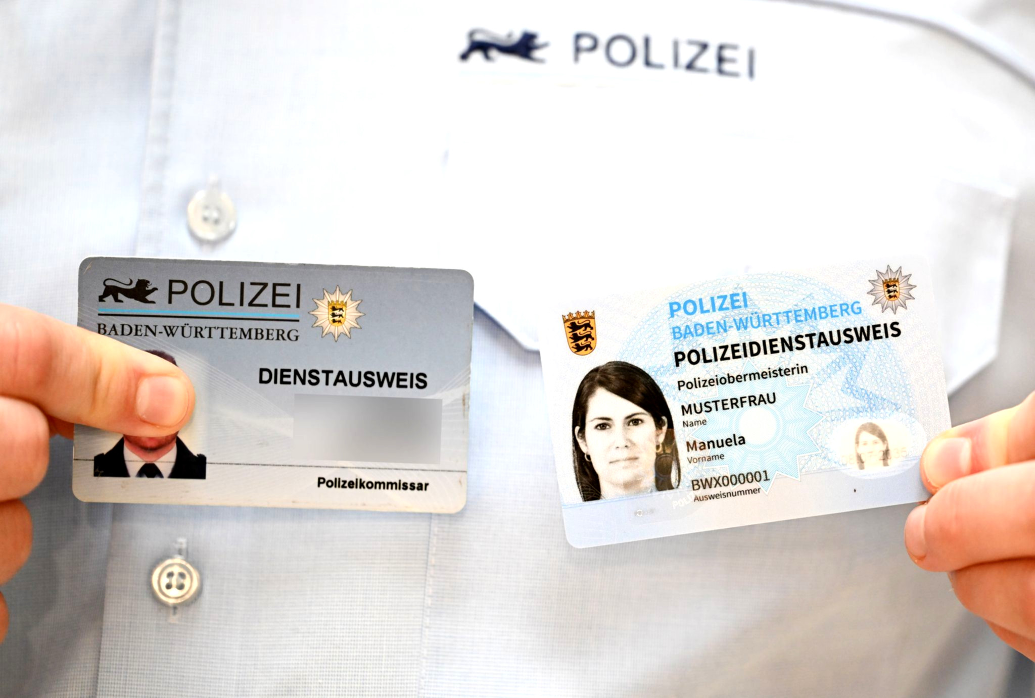 Wie du einen echten Polizeiausweis identifizieren kannst